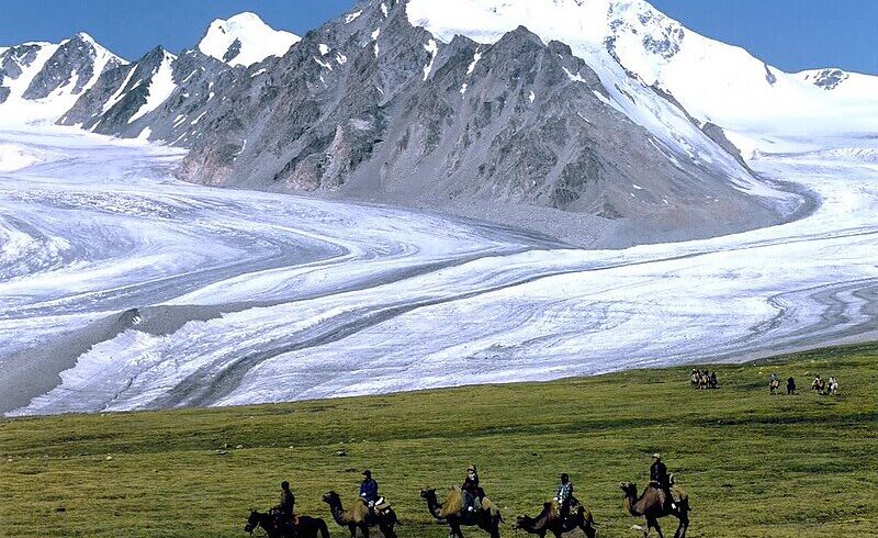 Tavan_Bogd_Mountain